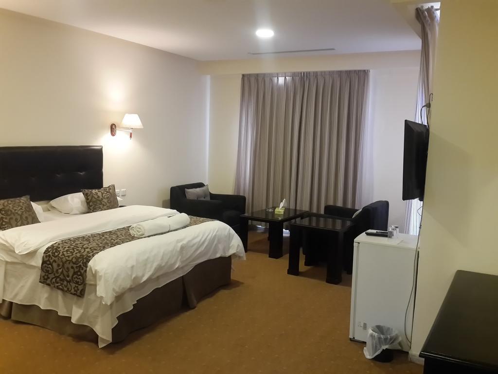 Jeddah Palace Hotel 암만 외부 사진